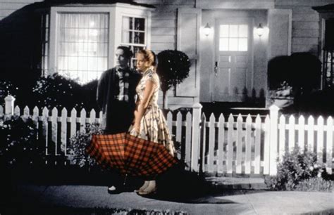 Pleasantville - En färgstark nostalgitripp med en hint av social kritik!